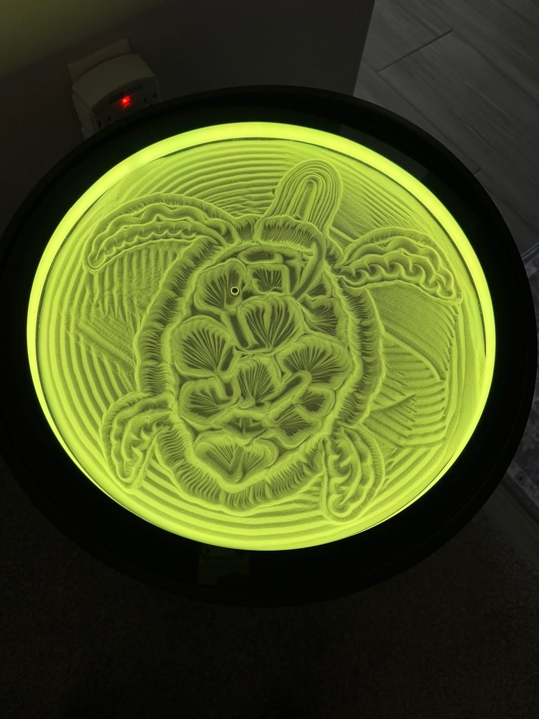 Customer photo review of Lemofuta Roji - 20'' Smart Zen Garden, App-Controlled Kinetic Sand Art for Meditation, Relaxation & Mindful Living