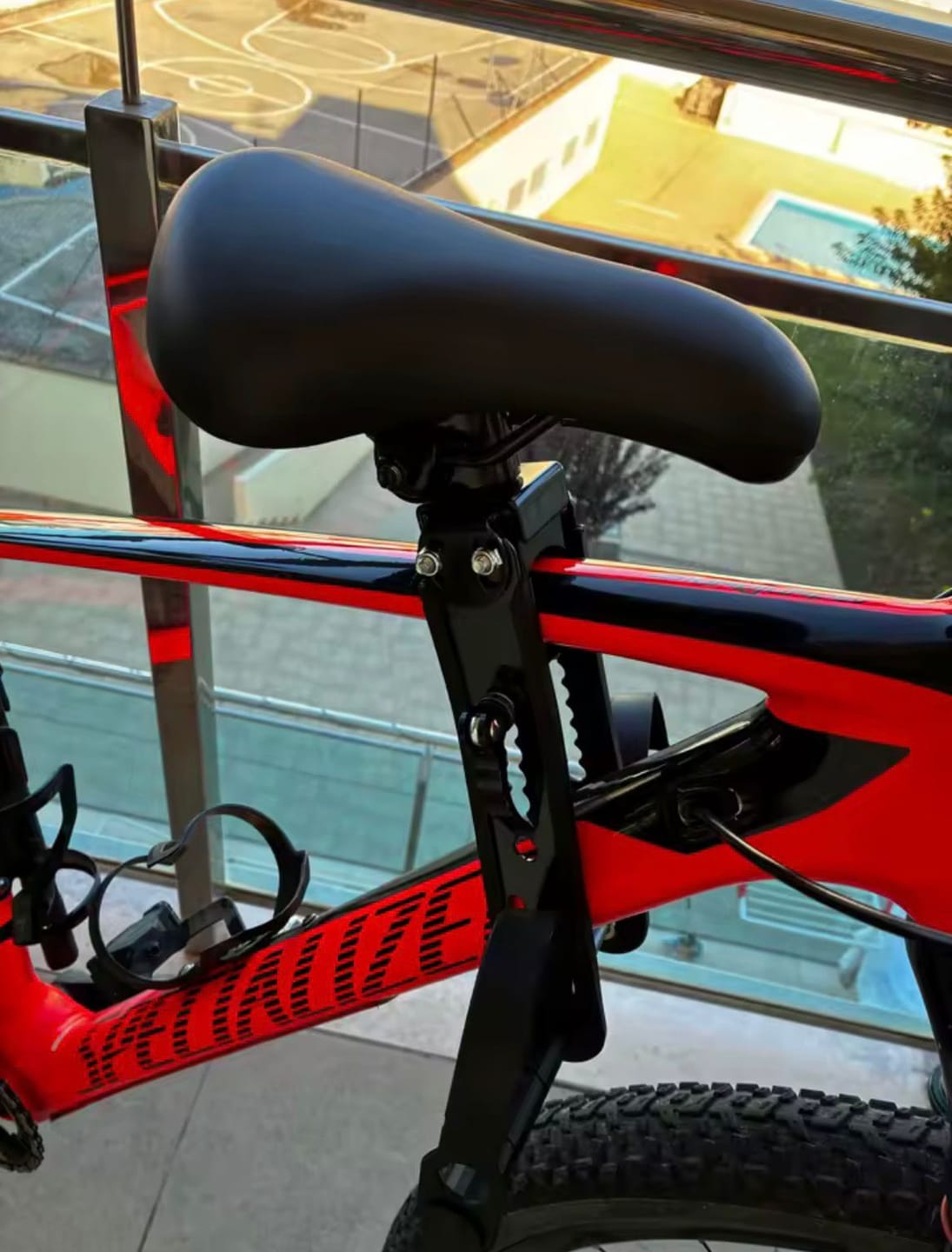 Customer photo review of Sillín para niños | LittleRider™
