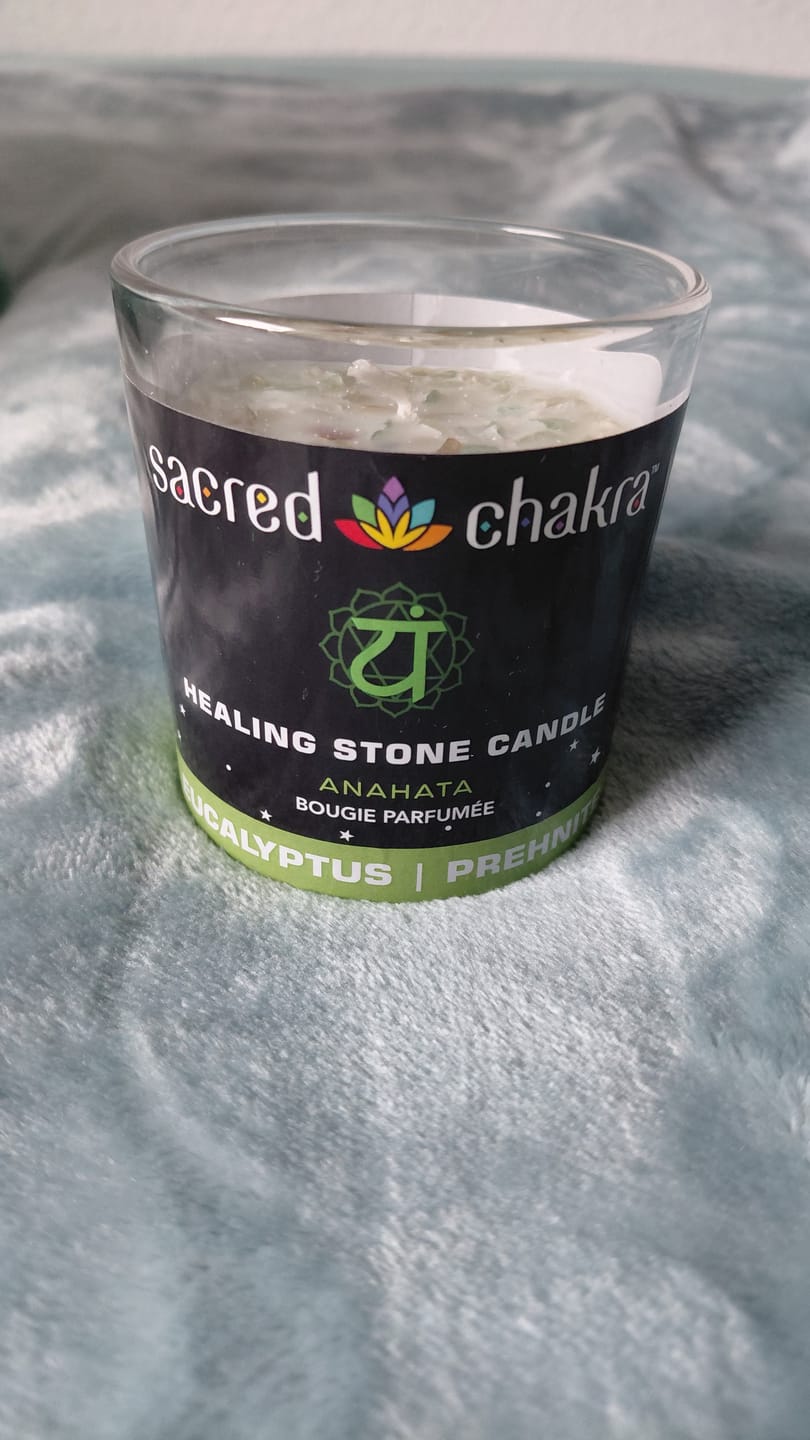 Customer photo review of Chakra Duftkerze im Glas – mit Natursteinen in 7 tollen Düften erhältlich