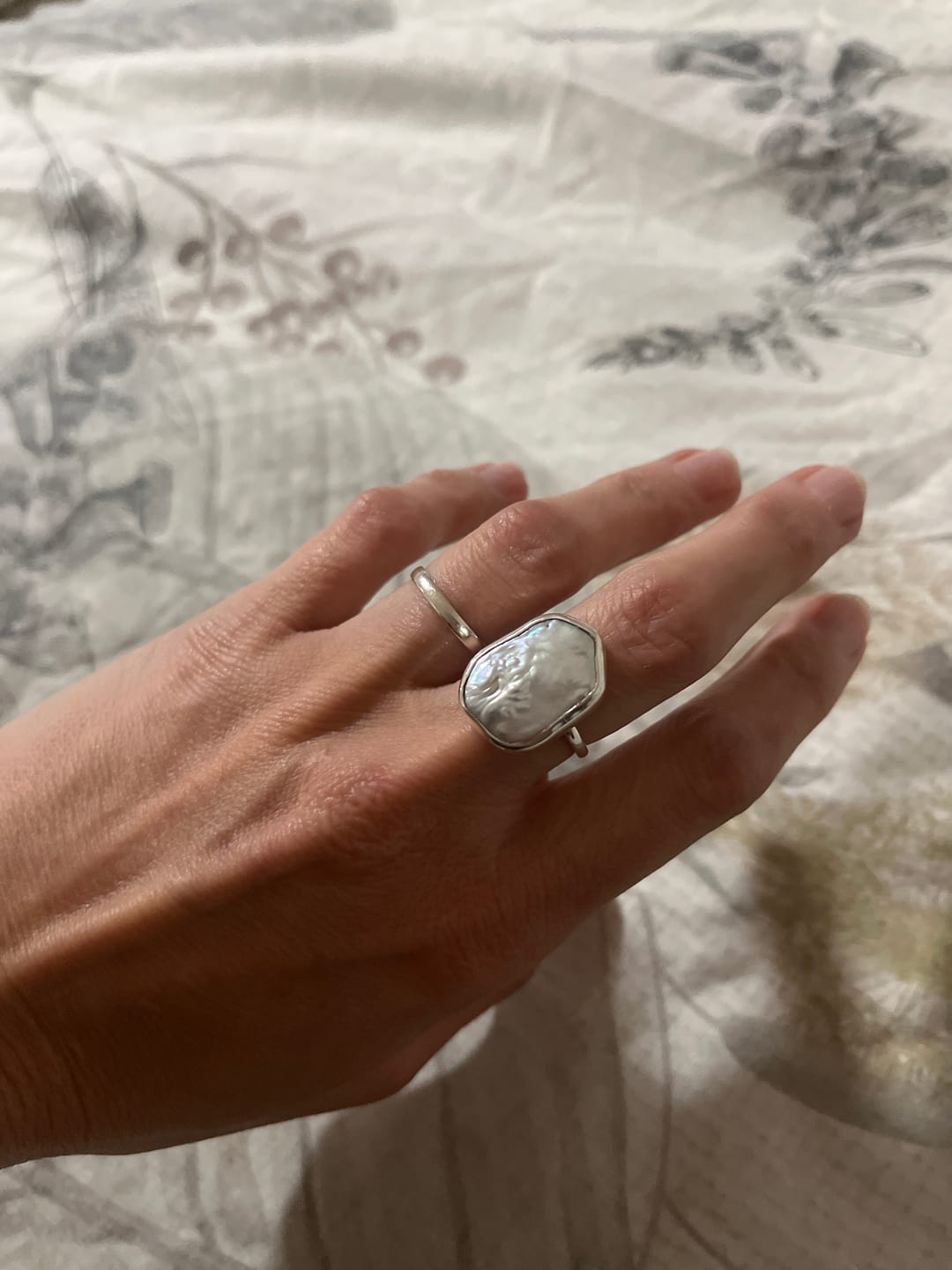 Customer photo review of Nomad Pearl Ring