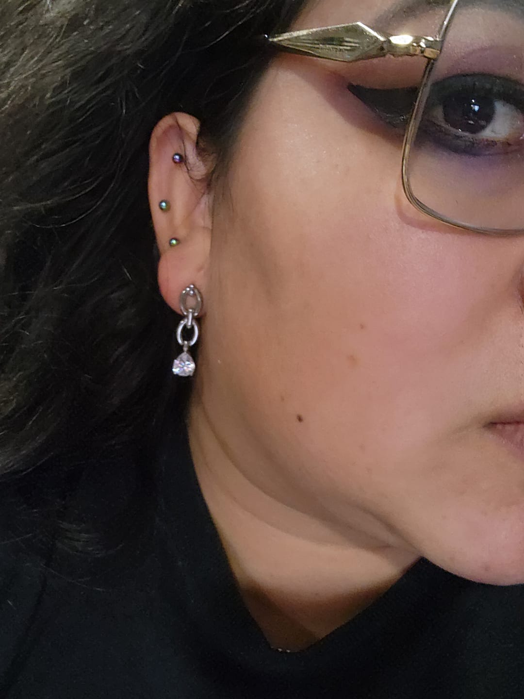 Customer photo review of Aretes Leony