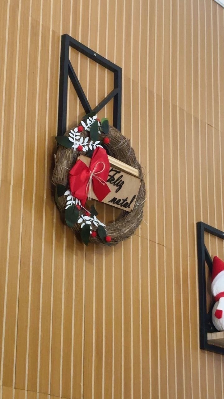 Customer photo review of Guirlanda de Natal Luxo Decorada 30cm para Porta