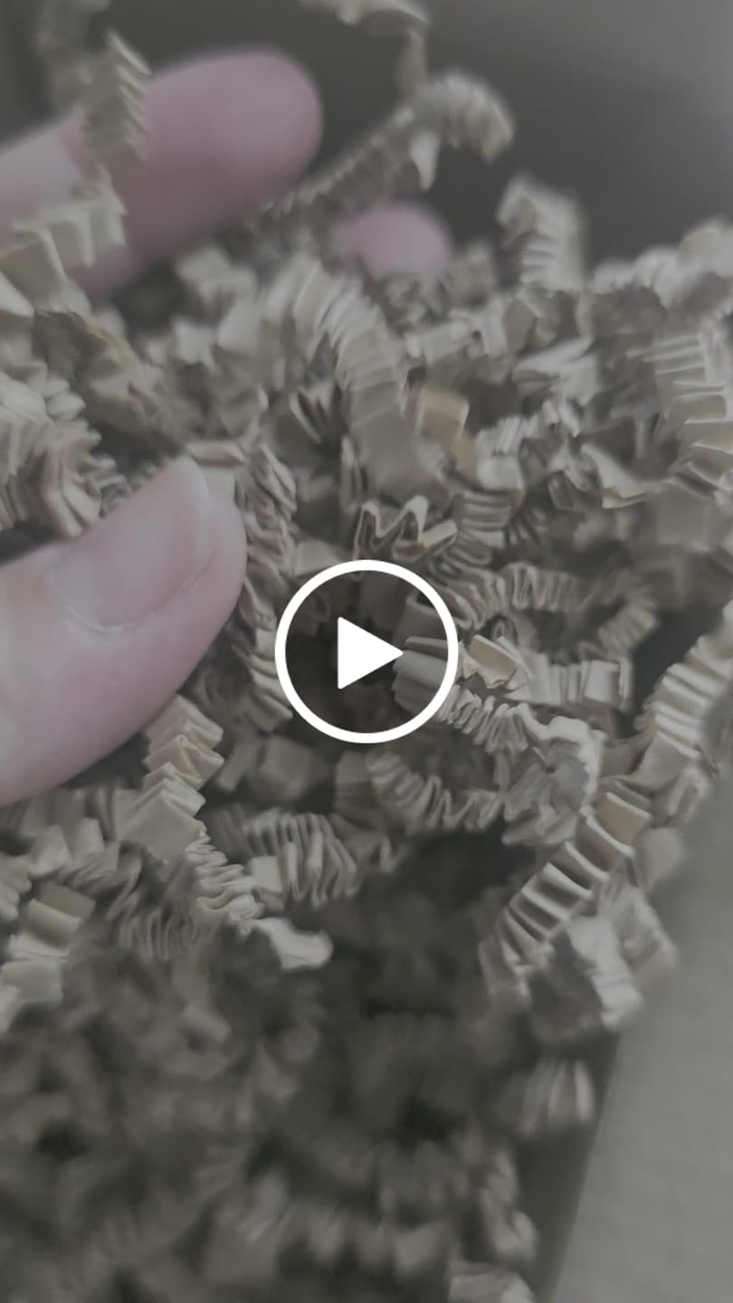 Customer video review of Virutas de relleno kraft de calidad premium