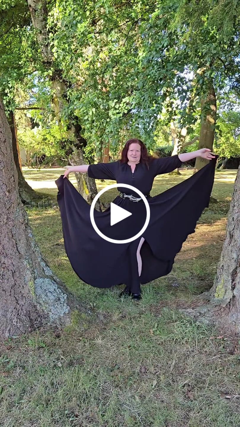 Customer video review of Coven Maxi Tunic Dress in Black