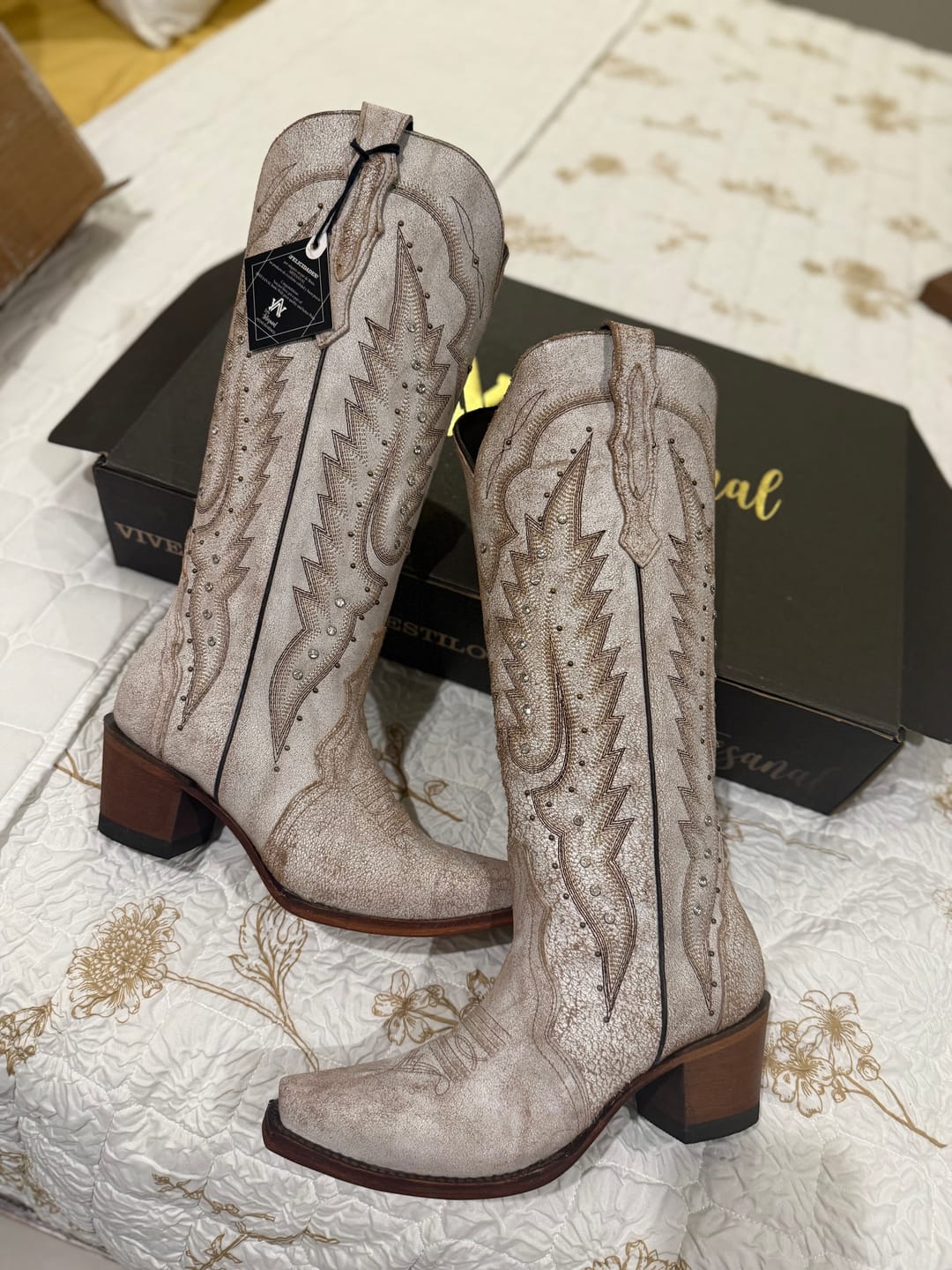 Customer photo review of “Itza” - Snip Toe