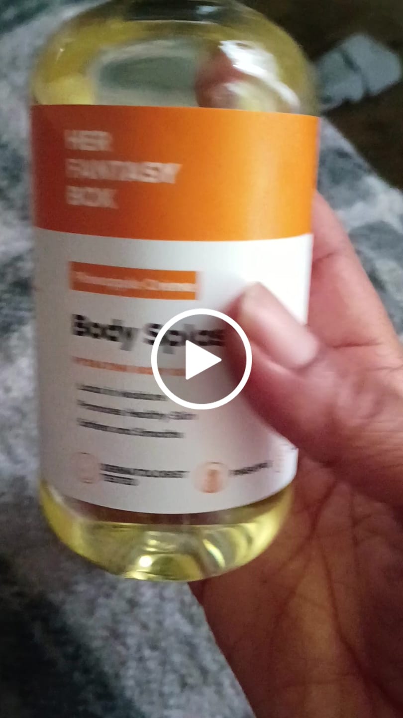 Customer video review of Body Splash - Skin Smoothing Body Oil  (Pineapple Creme)