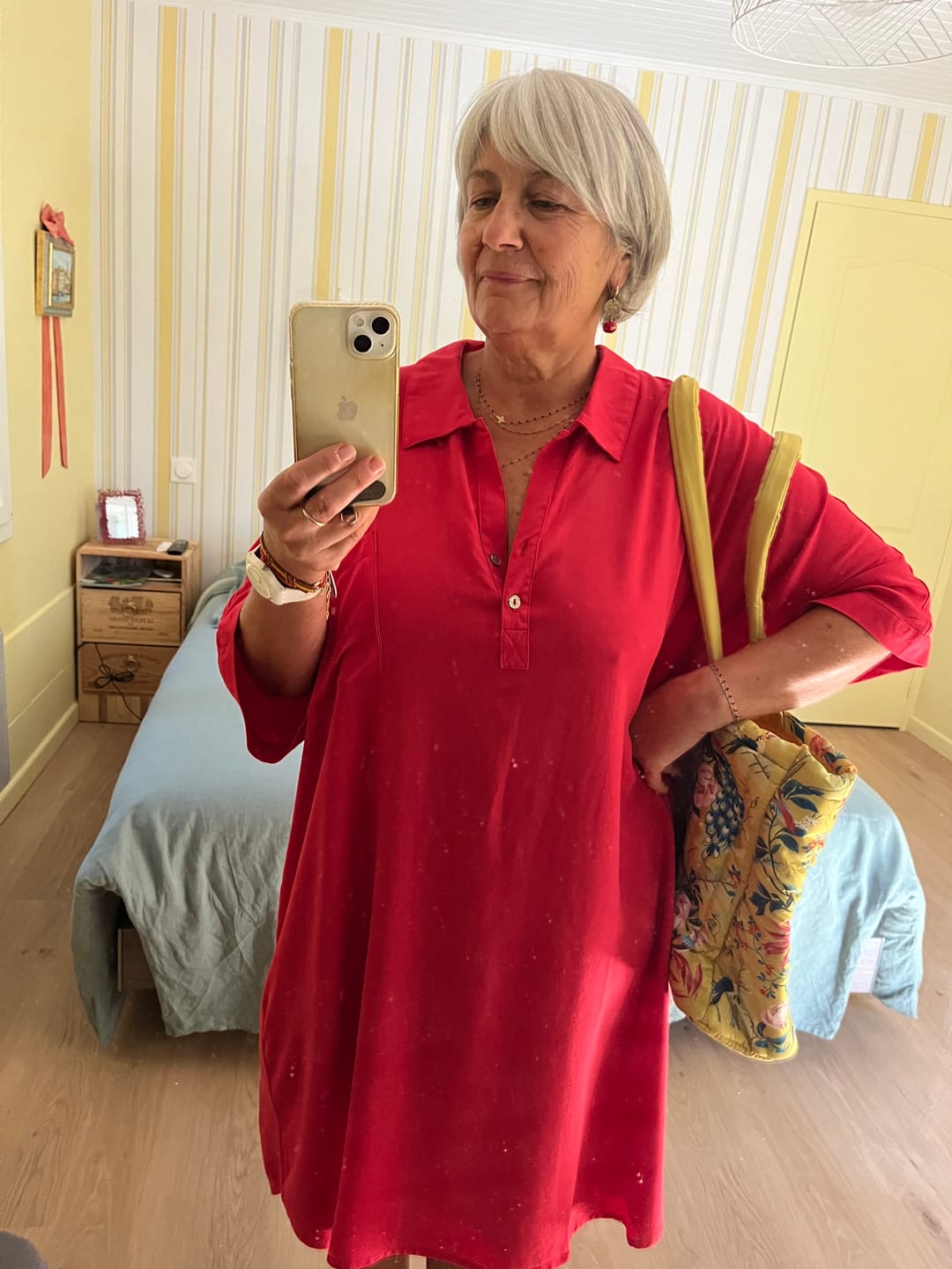 Customer photo review of Robe Lucette viscose rouge