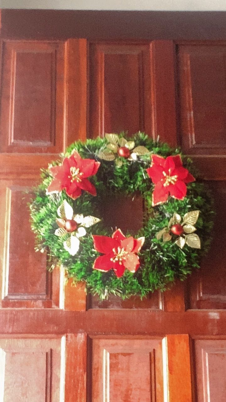Customer photo review of Guirlanda de Natal Estruturada Decorativa 25cm e 40cm