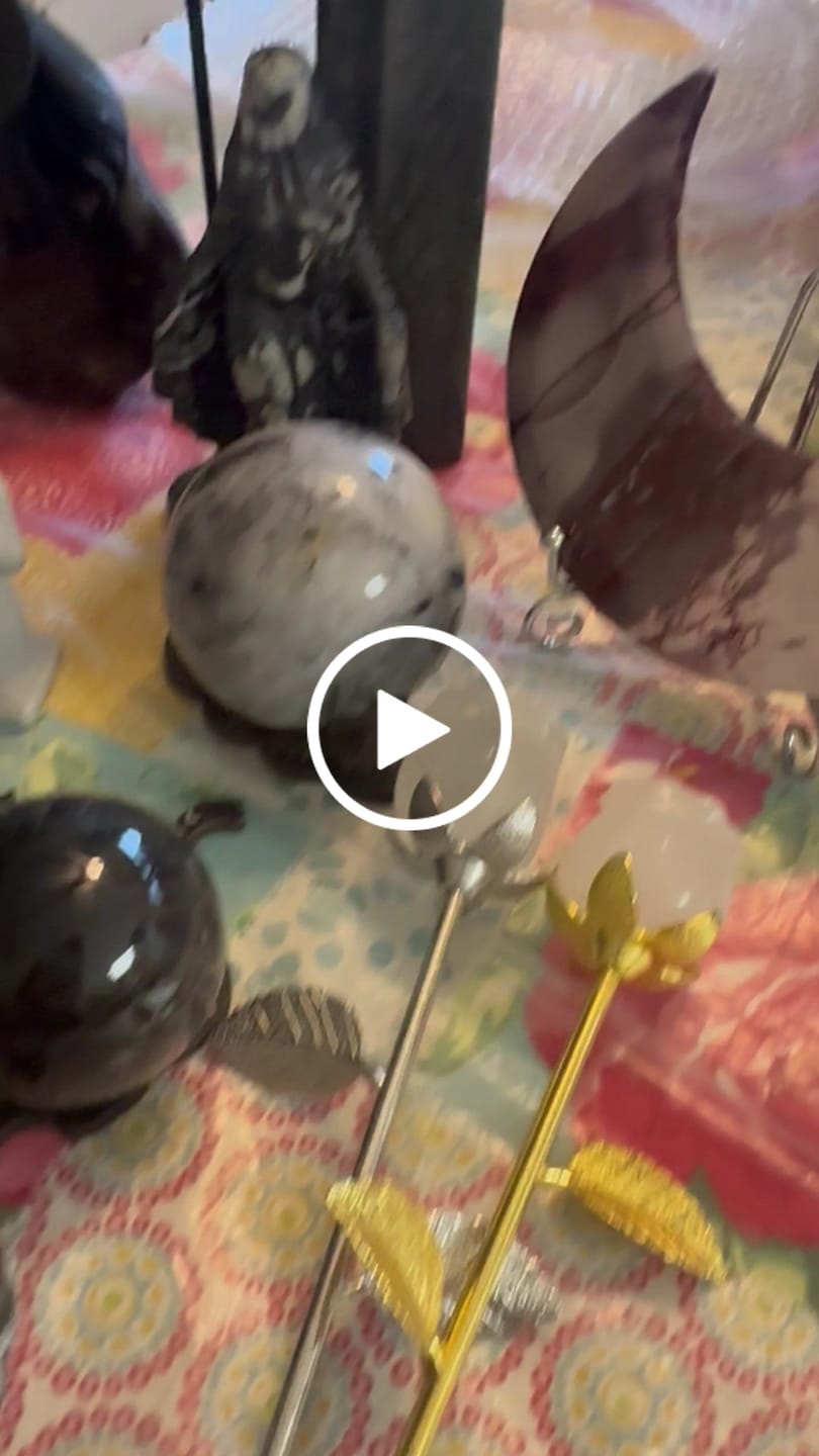 Customer video review of Crystal Mystery Collection | Choose Your Weight