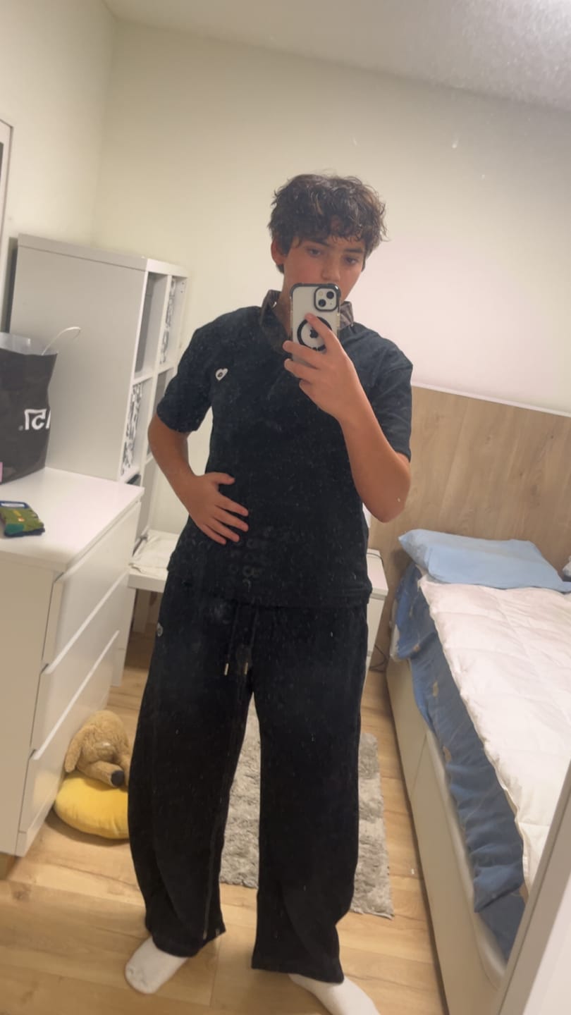 Customer photo review of Aelfric Eden Boxy Layered Plaid Polo Tee