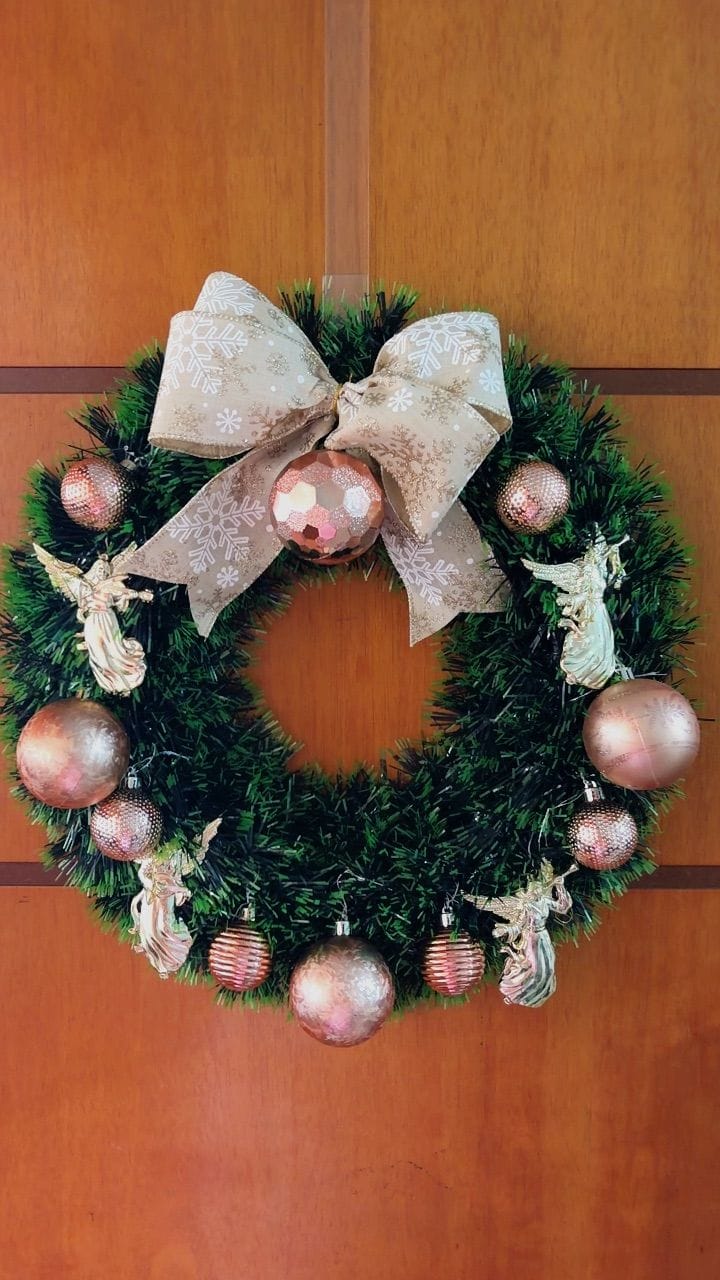 Customer photo review of Guirlanda de Natal Estruturada Decorativa 25cm e 40cm