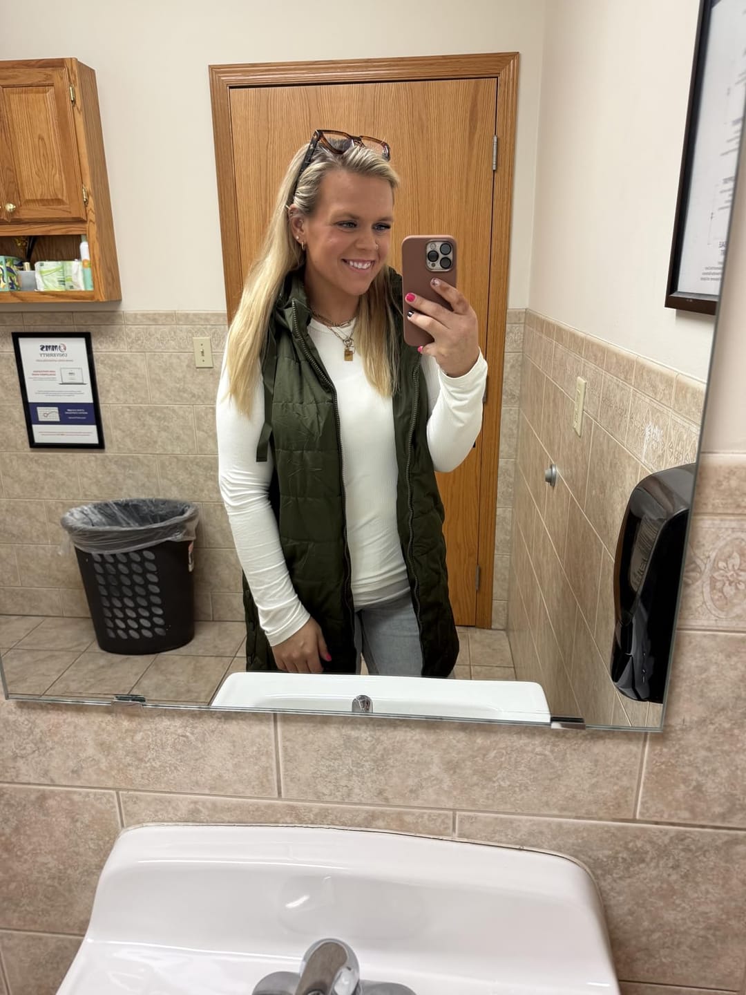Customer photo review of auvora™ Long Puffer Vest