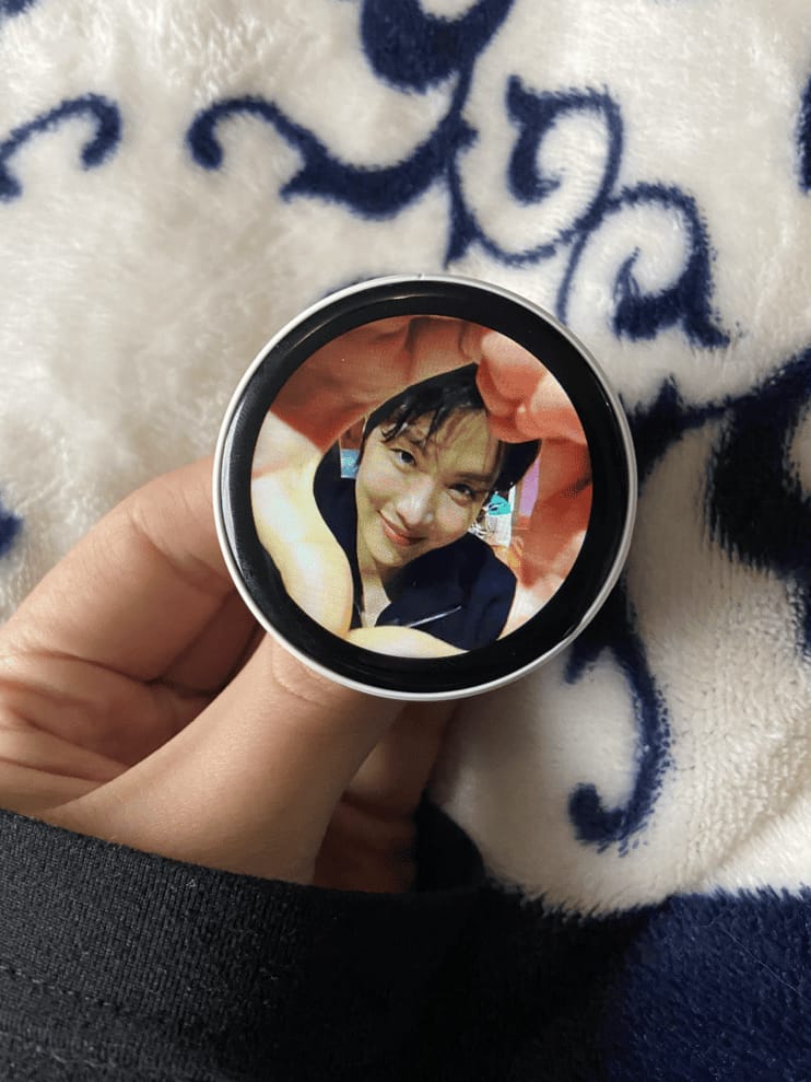 Customer photo review of Bangtanpin™ Pin Digital