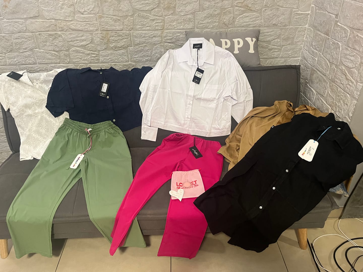 Customer photo review of MYSTERY 📦 BOX ABBIGLIAMENTO E ACCESSORI DONNA [€79]