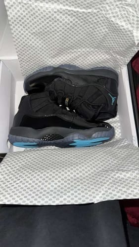 Customer photo review of Air Jordan 11 Retro 'Gamma Blue' 2025