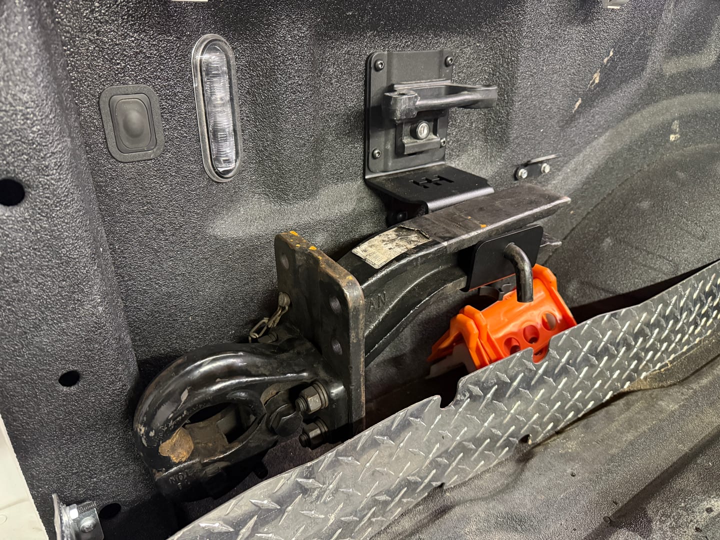 Customer photo review of Hitcholder™ Receiver - Ford BoxLink