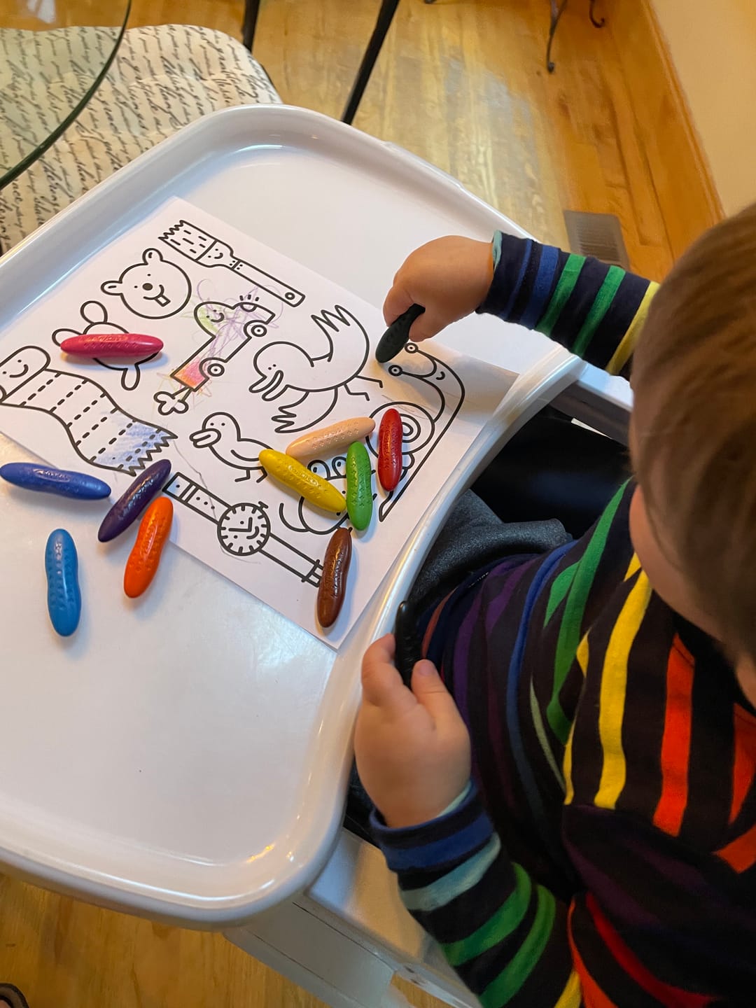 Customer photo review of Peanut Crayons 12 Colors