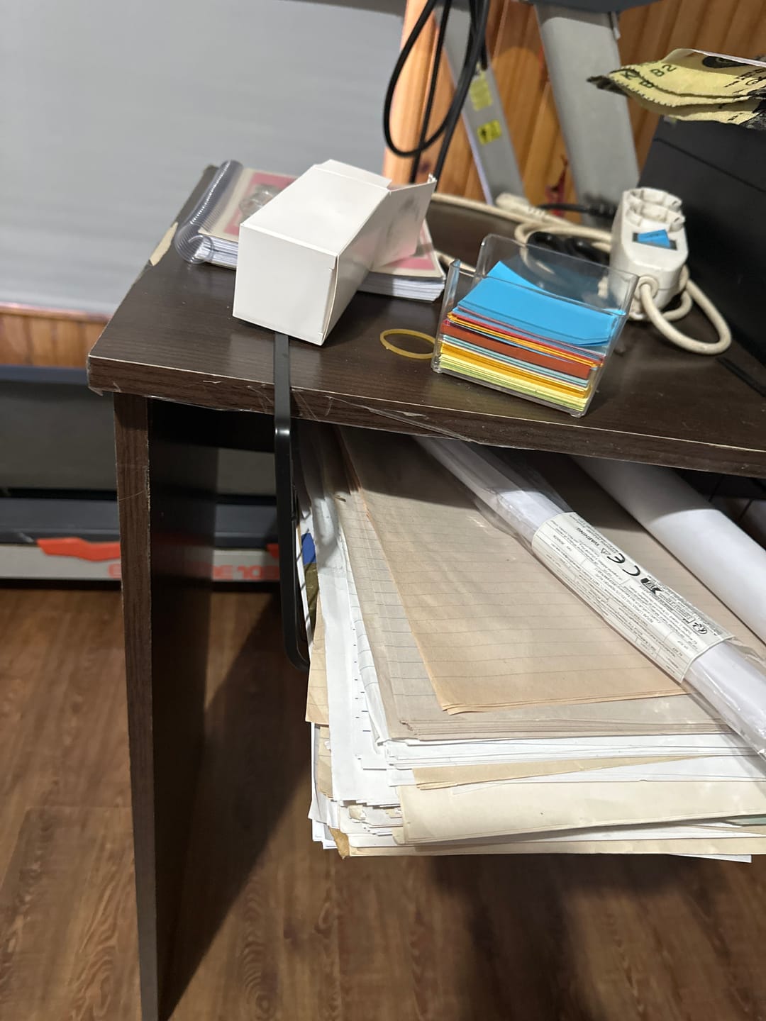 Customer photo review of Cesta Colgante Organizador Para Debajo Estante Armario