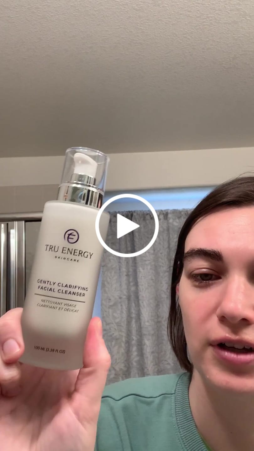Customer video review of Gently Clarifying Facial Cleanser
