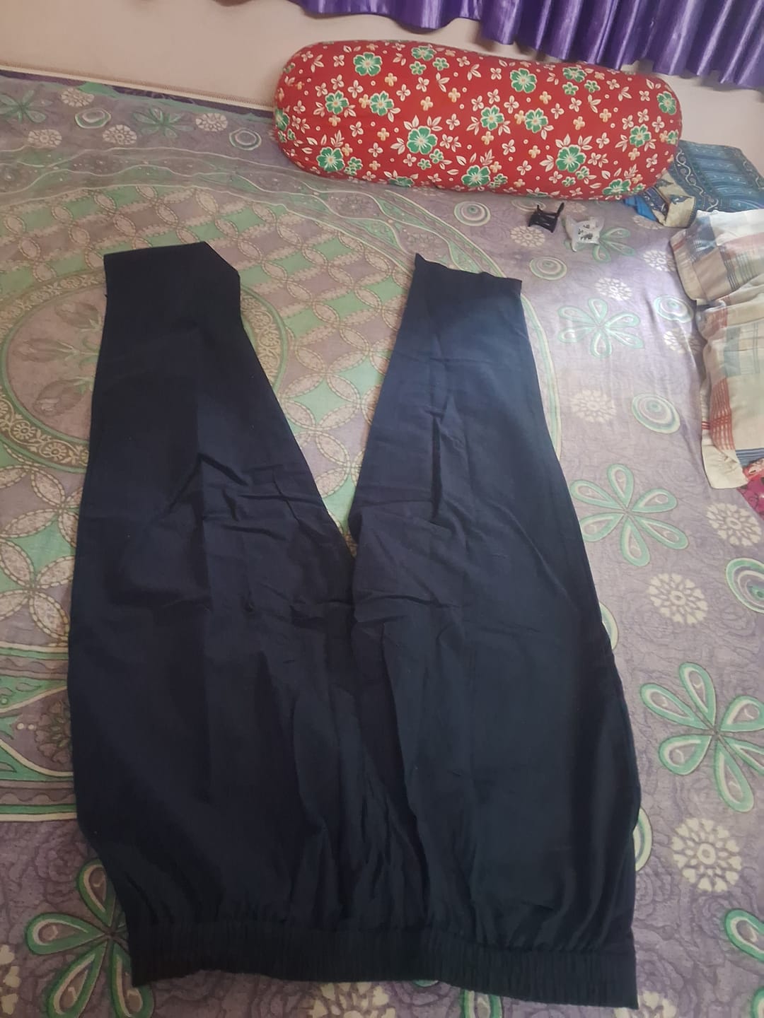 Customer photo review of Women Navy Blue Cotton Pant