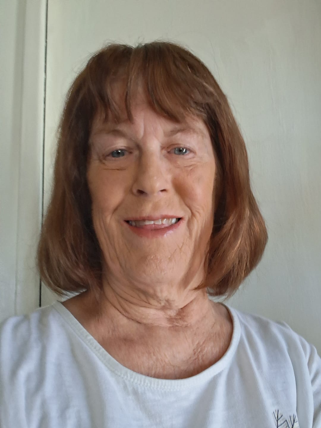 Customer photo review of Hair Topper Silk Base 5.5*6 inches (with bangs )