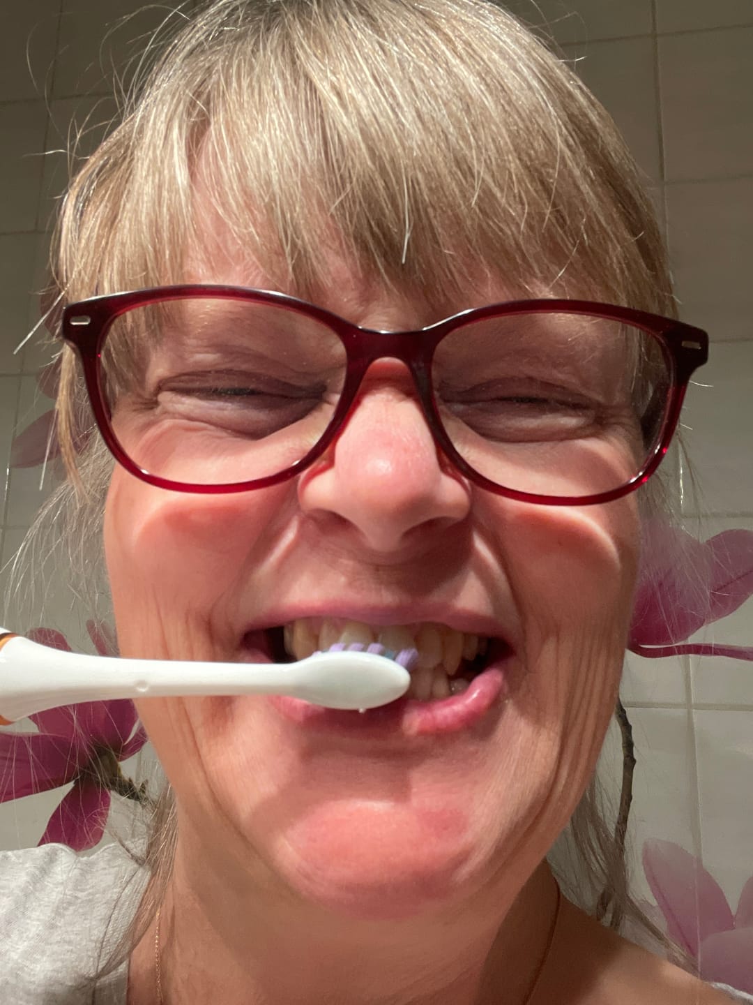 Customer photo review of Loiste sähköhammasharja