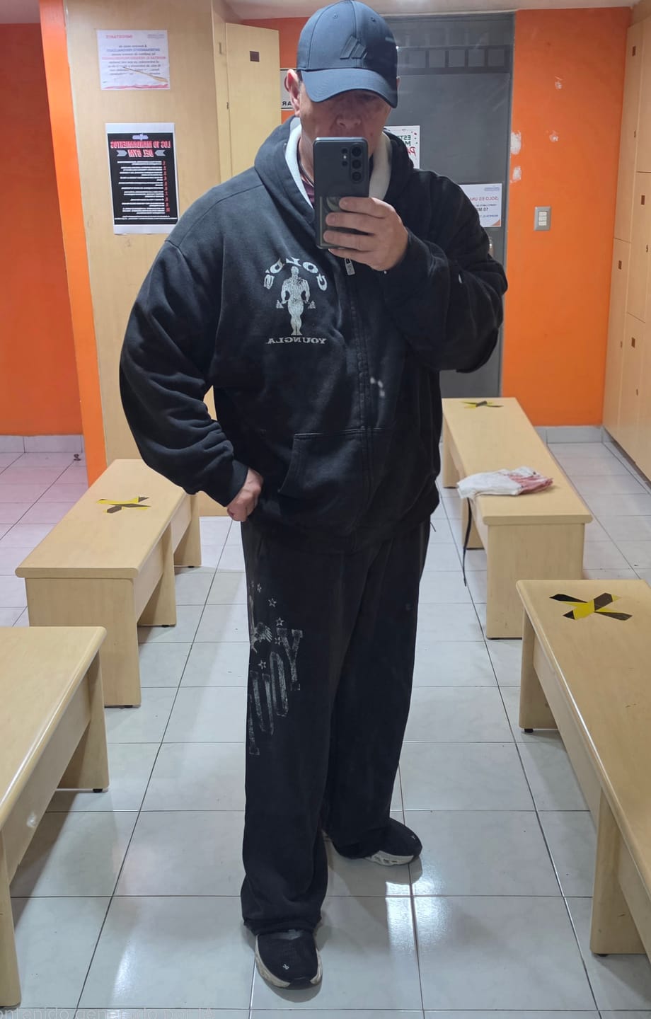 Customer photo review of 2175 - Golden Era Sweats