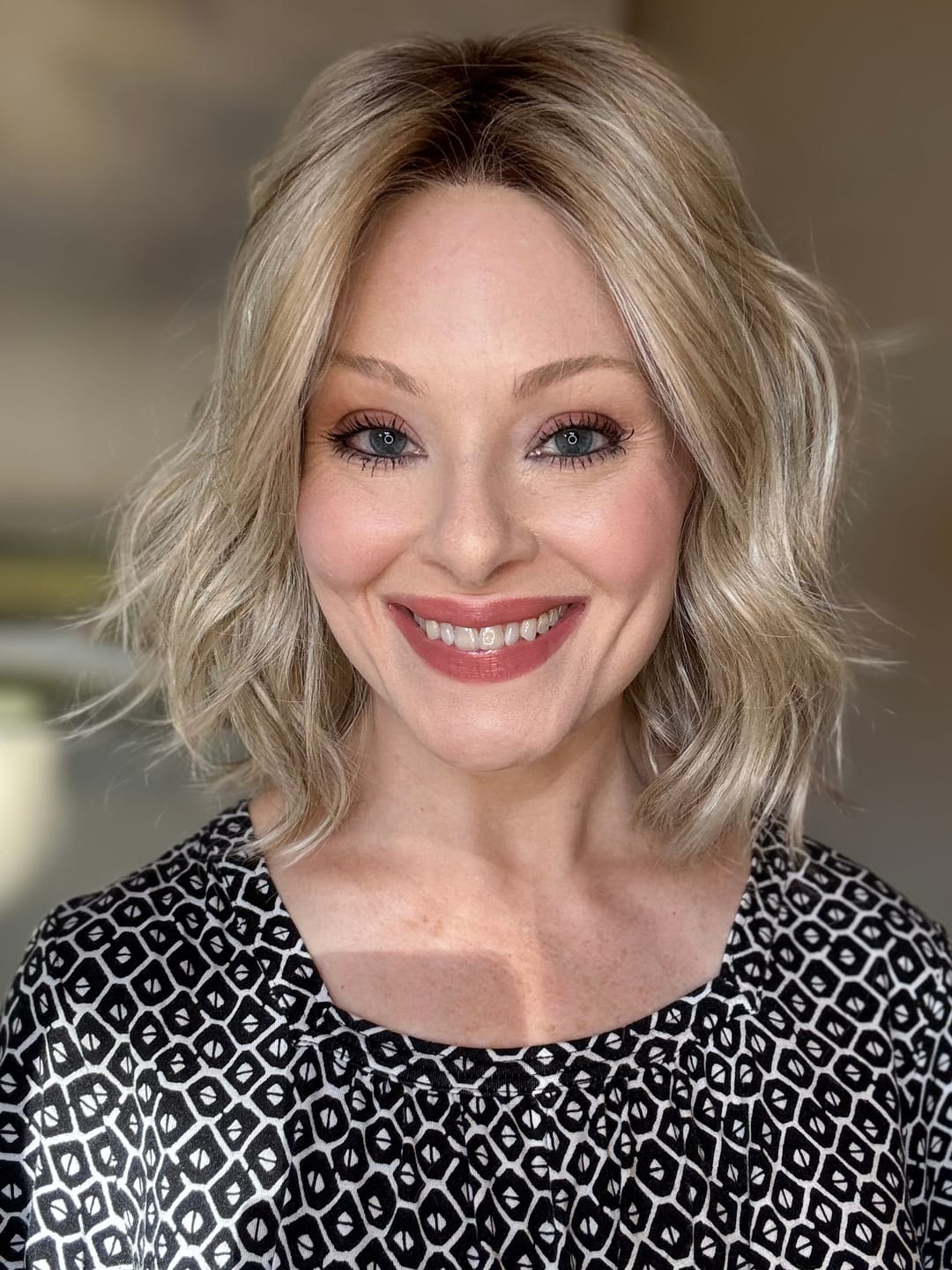Customer photo review of SWEET SENSATION - Sandy Blonde