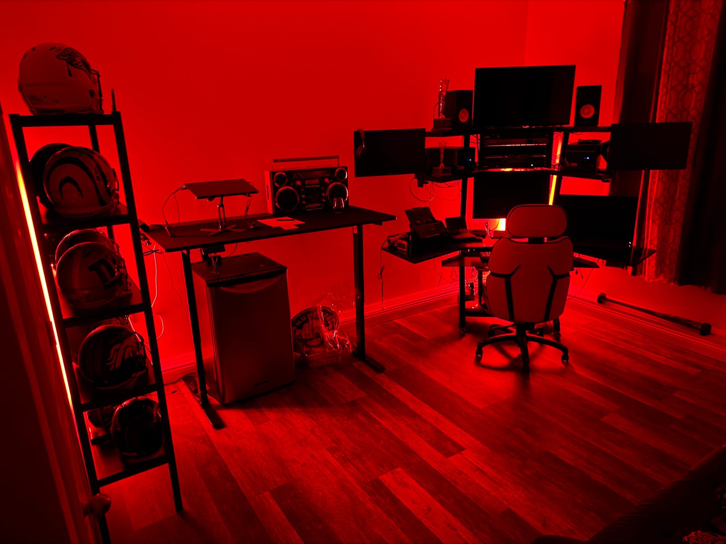 Customer photo review of LITE TOWER - MODERN STYLED LED CORNER LAMP