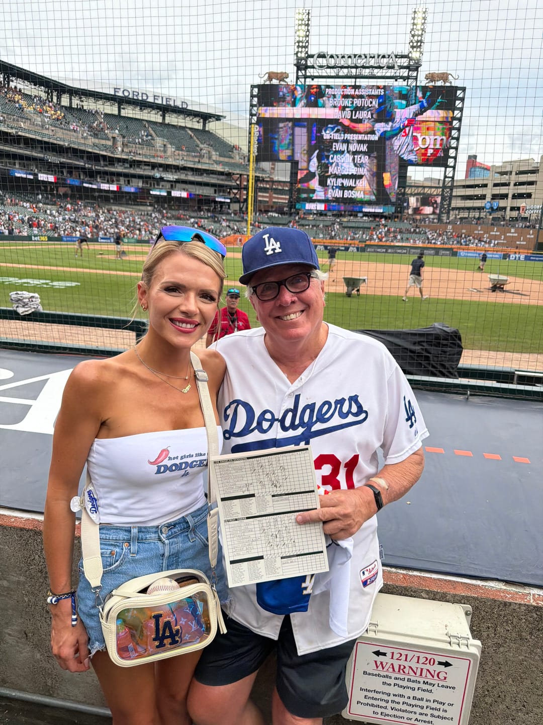 Customer photo review of Los Angeles Dodgers Hot Girls Crop Tube Top