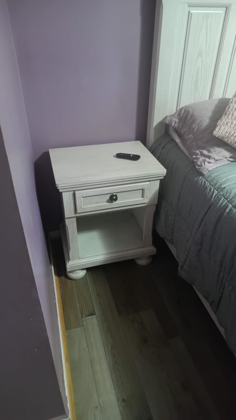 Customer photo review of Velador Robbinsdale 1 cajón