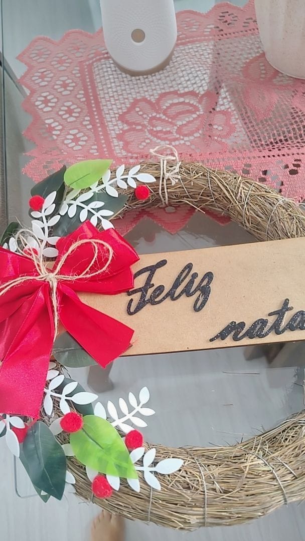 Customer photo review of Guirlanda de Natal Luxo Decorada 30cm para Porta