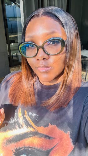 Customer photo review of Vietnamese Super Double Drawn Bone Straight 5x5 Glueless Closure Ombre Chocolate Brown Wig