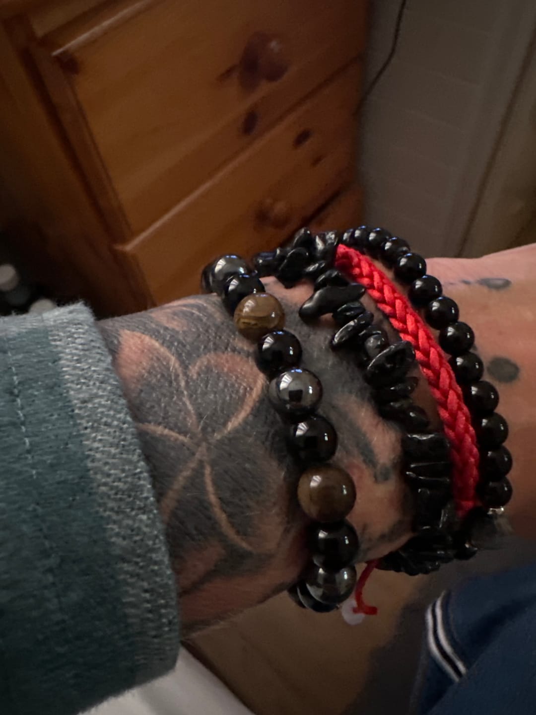 Customer photo review of Triple protection - beaded bracelet; black obsidian, tiger's eye and hematite
