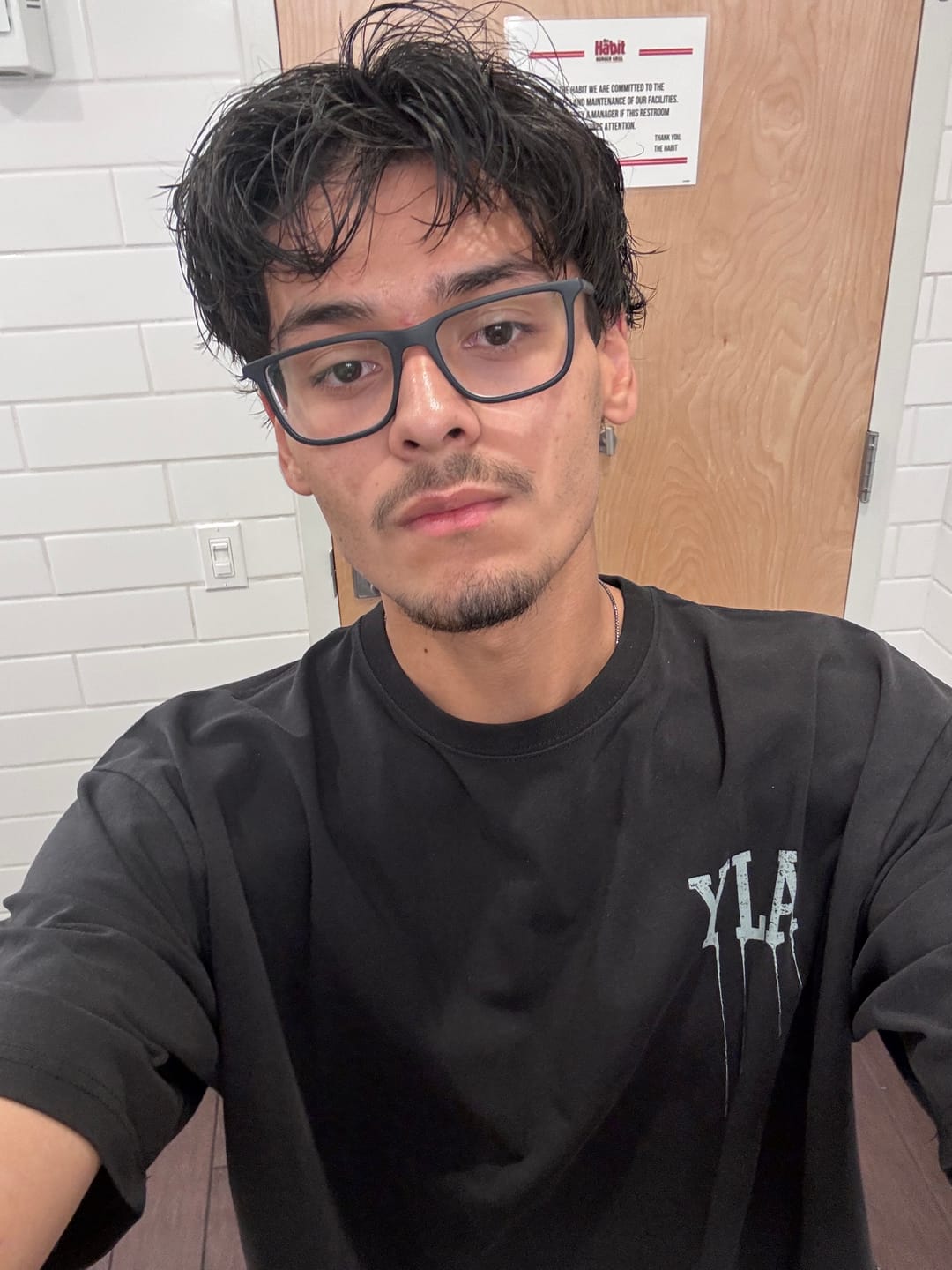 Customer photo review of W428 - Drip Oversized Tee