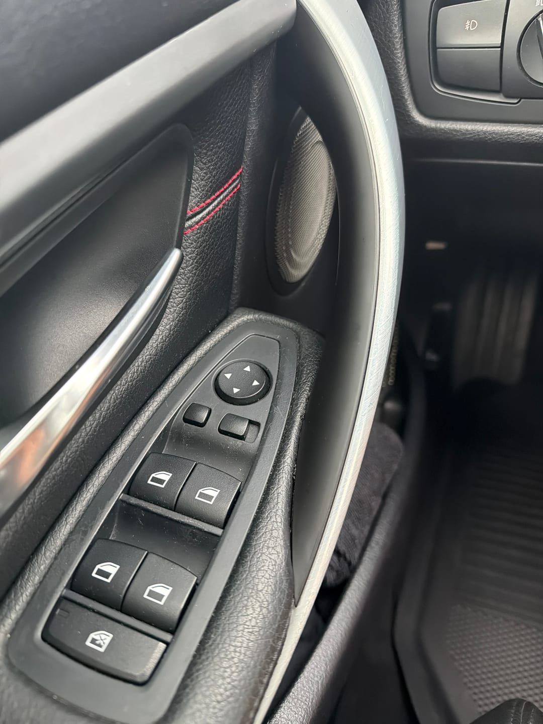Customer photo review of Interior Door Handle Covers for BMW 3 & 4 Series – Fix Sticky Handles, No Disassembly | 2-Piece Set