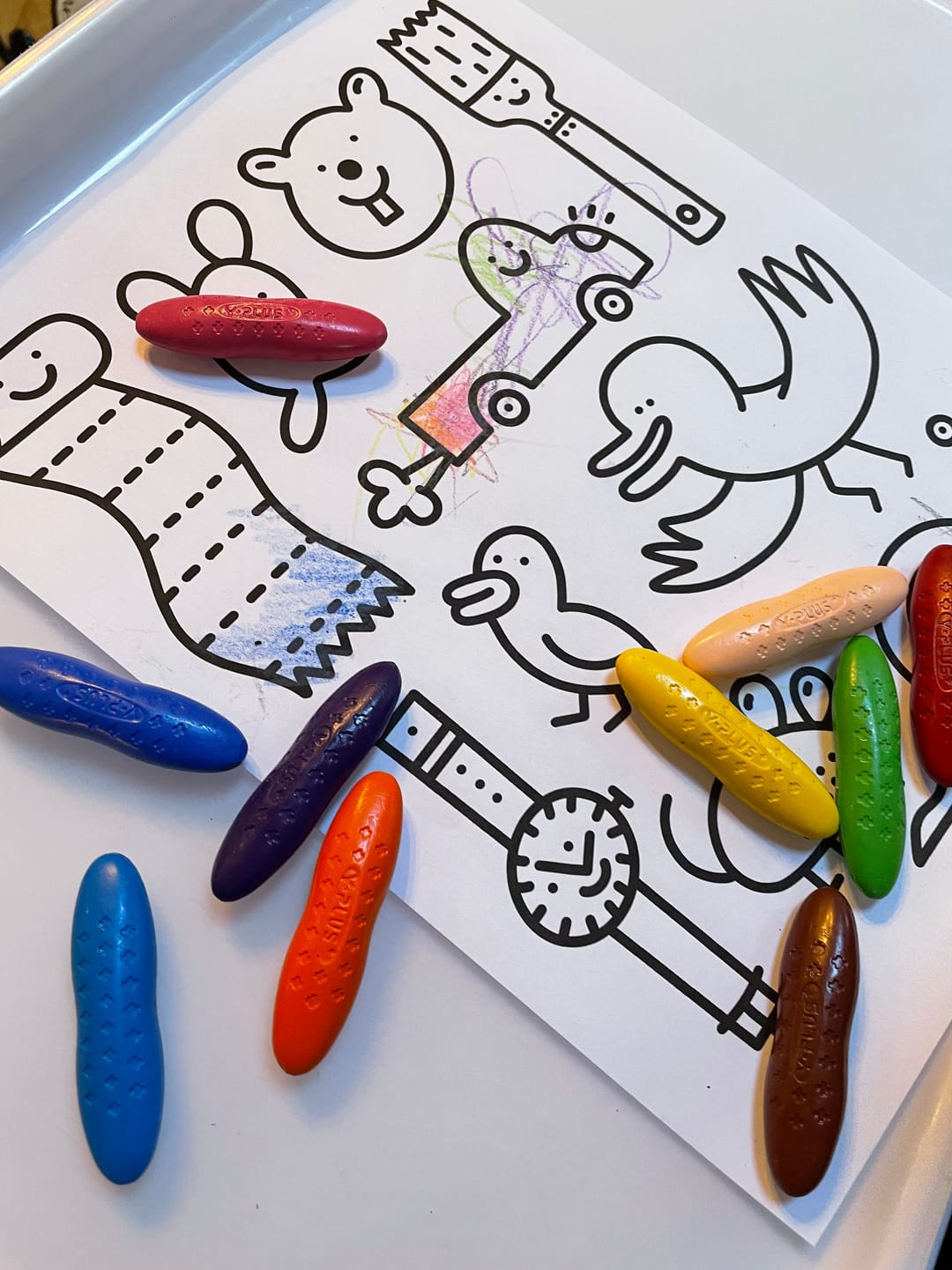 Customer photo review of Peanut Crayons 12 Colors