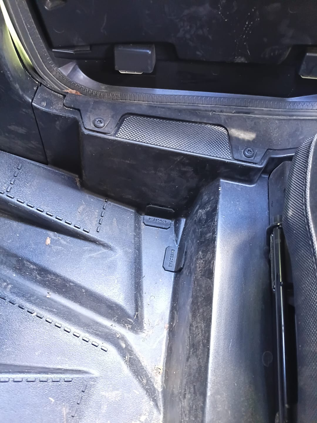 Customer photo review of Floor Plug Kit – 2024–2026 Polaris RZR XP  and XP S 1000 2 and 4 seat options