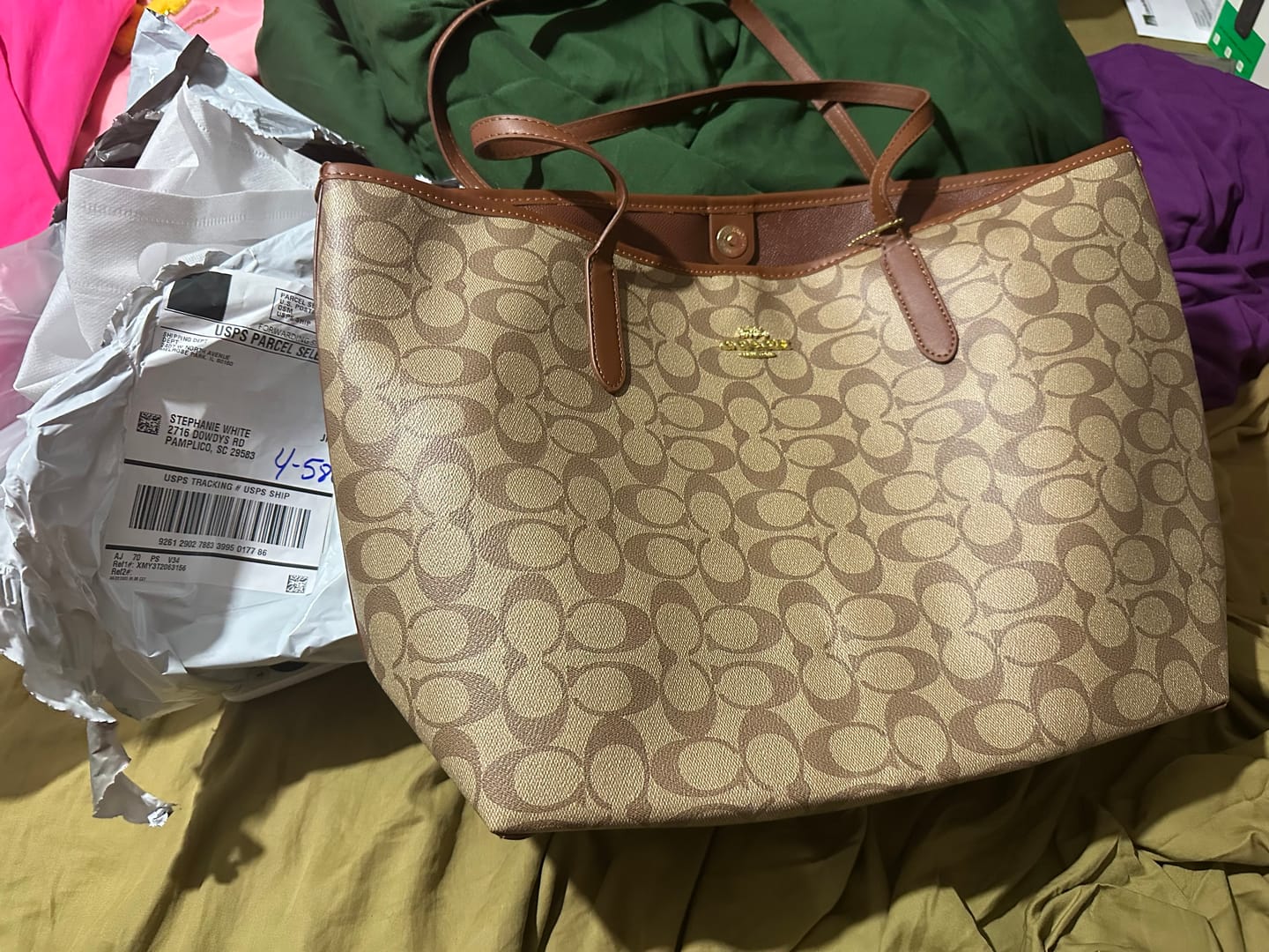 Customer photo review of Catch Large Capacity Tote