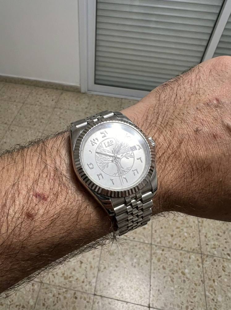 Customer photo review of L&P™ Tree of Life