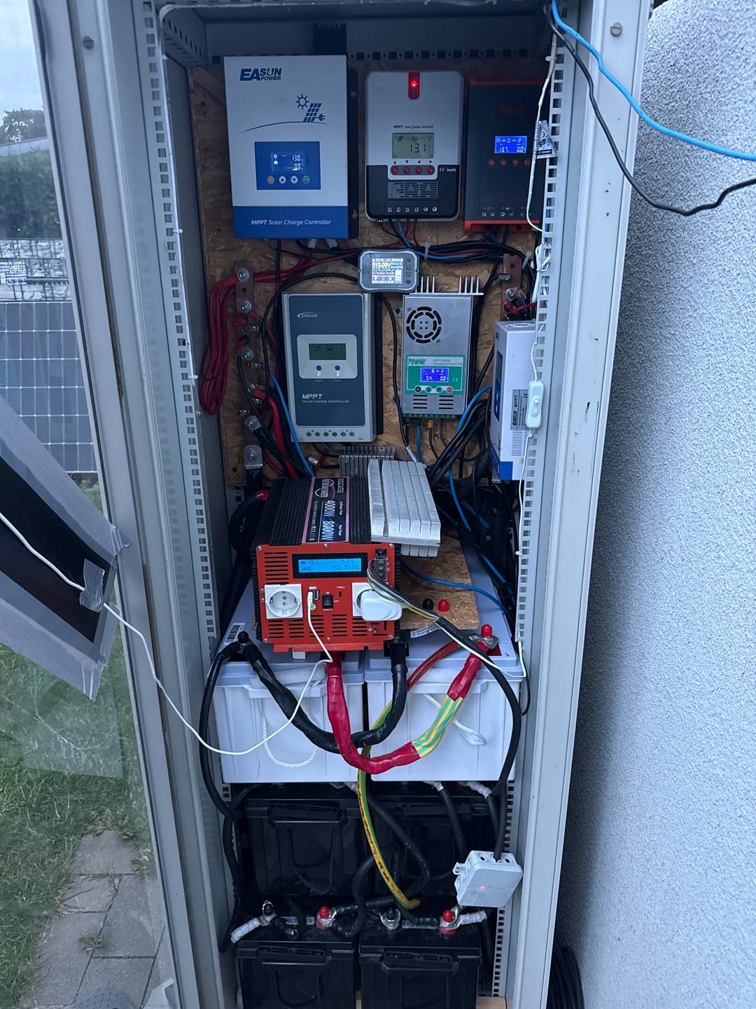 Customer photo review of Befreiung von 19% MwSt - Redodo 12V 300Ah LiFePO4 Akku