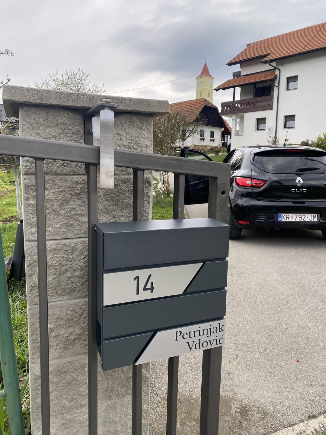 Customer photo review of Ustvari svoj nabiralnik!