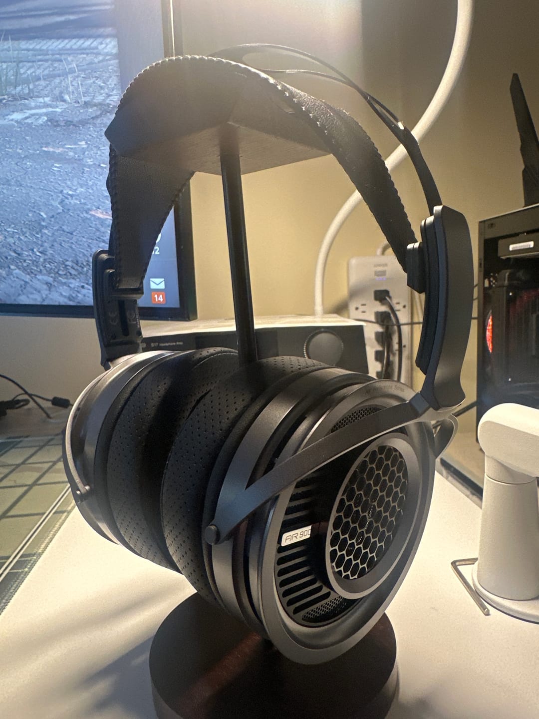 Customer photo review of Aune AR9000 Headphones