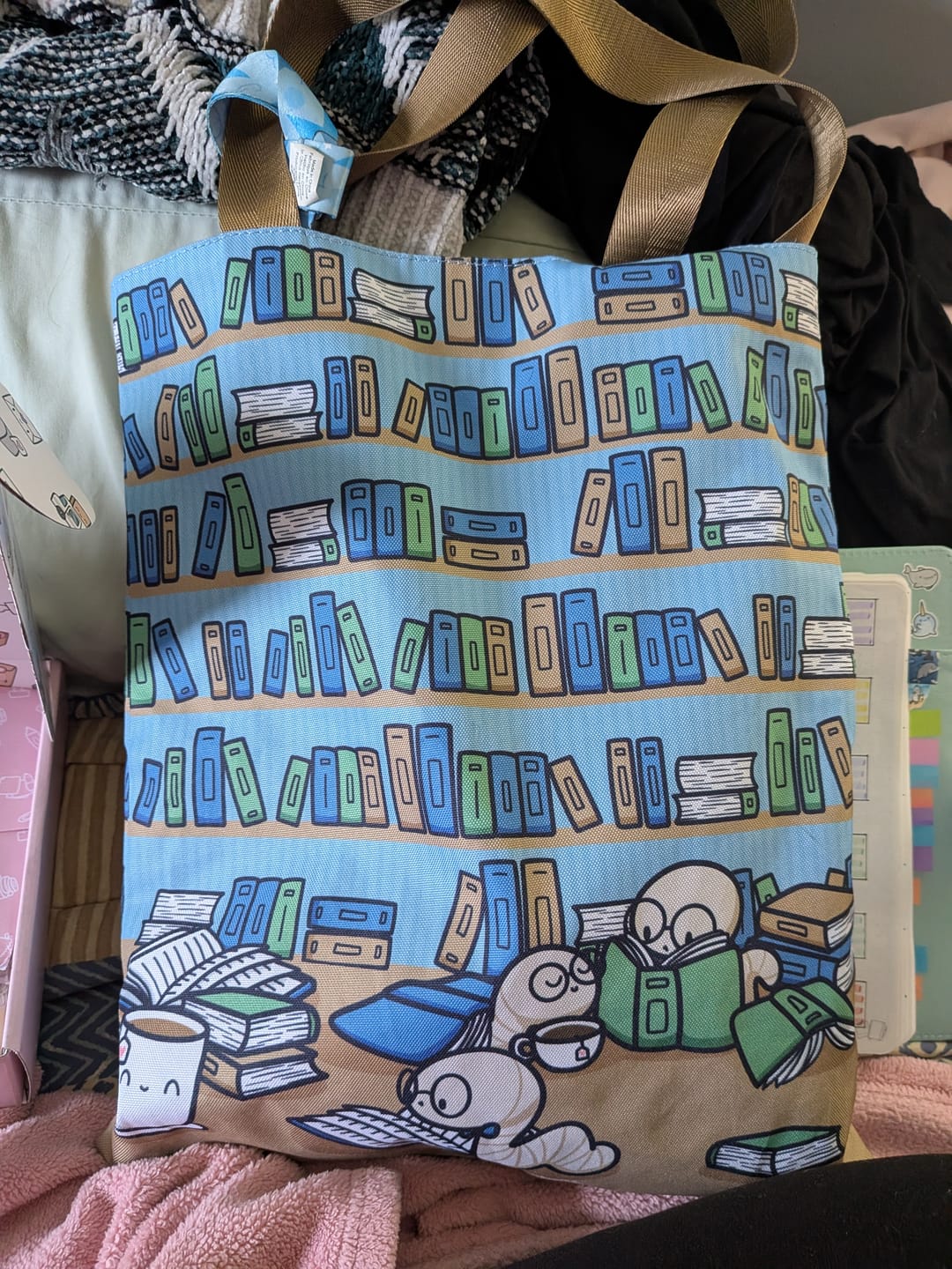 Customer photo review of Freebie: Cozy Bookworm Set
