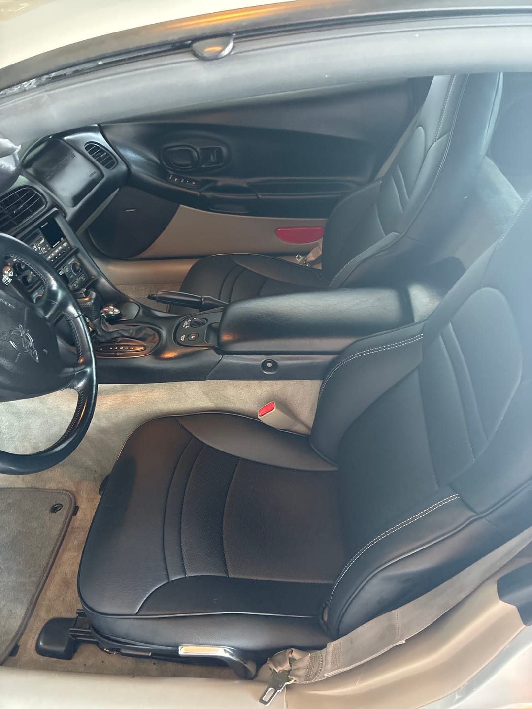Customer photo review of Corvette C5 Custom Leather Seat Covers