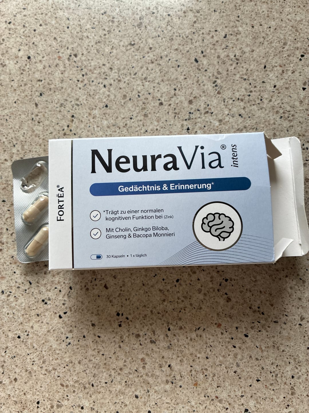 Customer photo review of NeuraVia® intens – Gedächtnis & Erinnerung