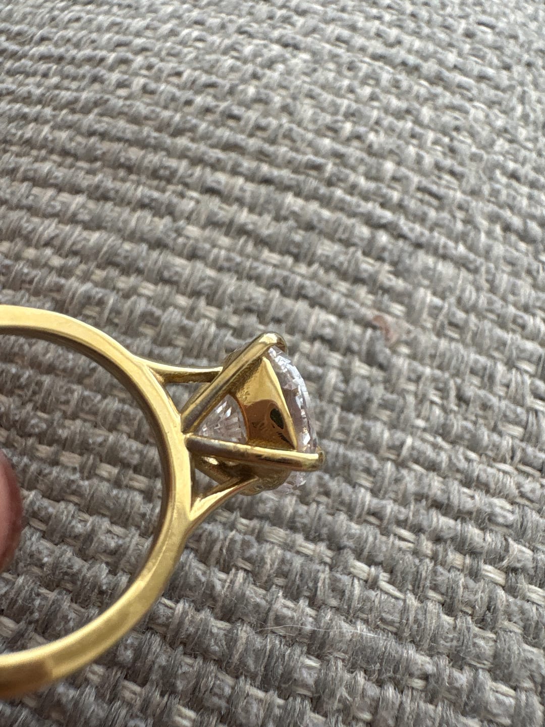 Customer photo review of Round Solitaire Diamond-Inspired Ring 3ct