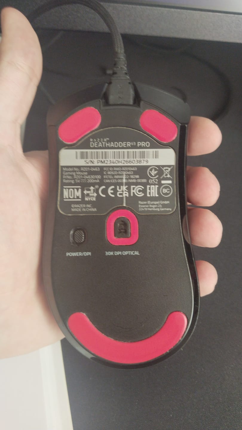 Customer photo review of X-Raypad Obsidian Mouse Skates
