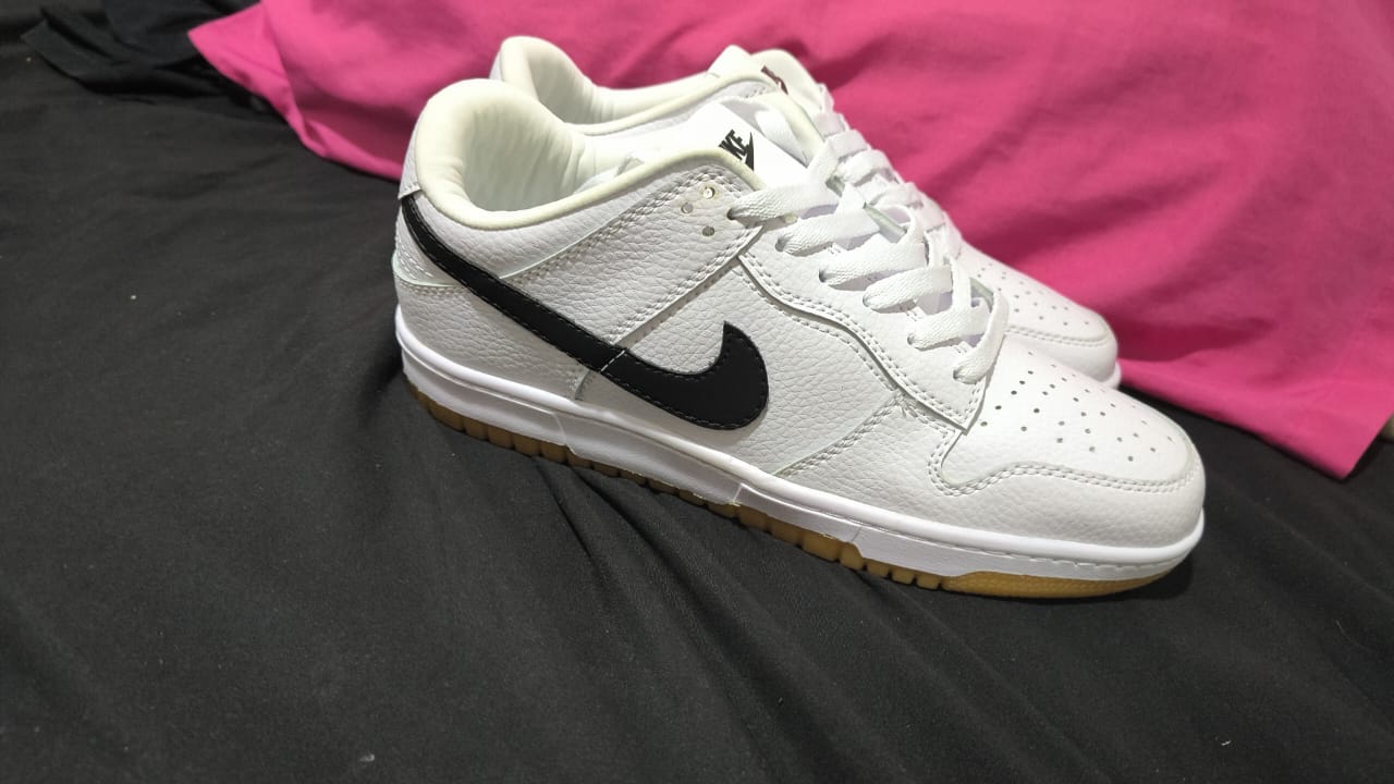 Customer photo review of NIKE SB DUNK