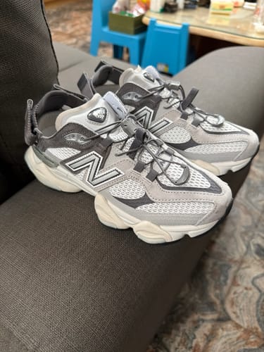 Customer photo review of New Balance SUMMER GRAY U90603FA 網布 麂皮 涼鞋